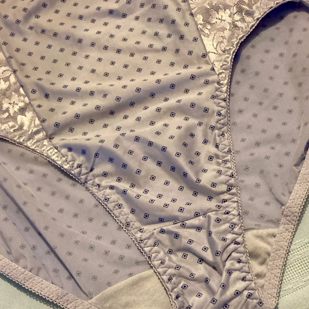 BALI DOUBLE SUPPORT HI CUT Brief Panties Women’s PERIWINKLE Print SIZE 9/2X